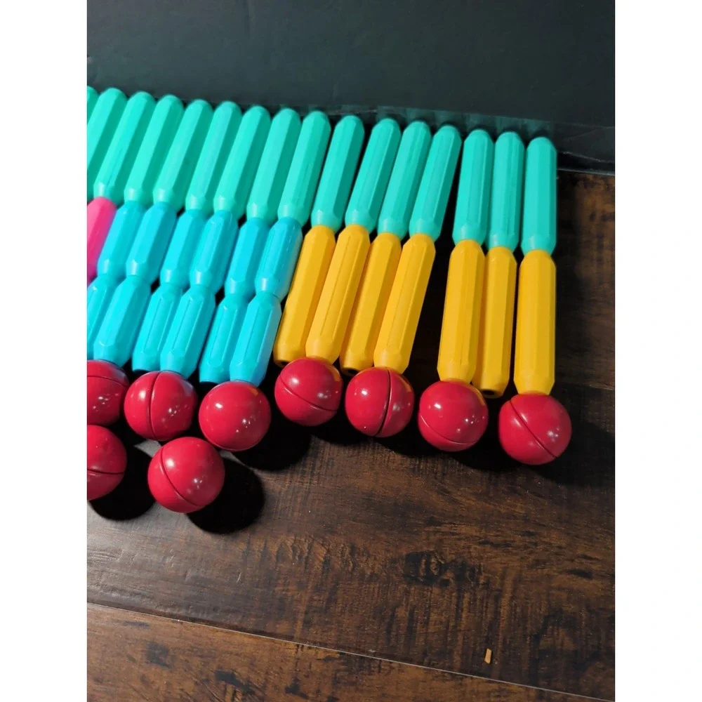 Lot Of 81 Magnetic STEM Buliding Balls & Rods Kids And Learning Toys